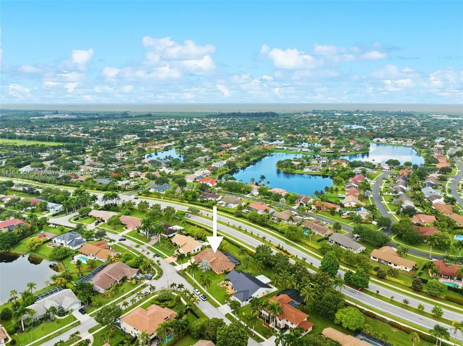 450 Nw 195th Ave, Pembroke Pines, FL 33029, photo 6 of 41